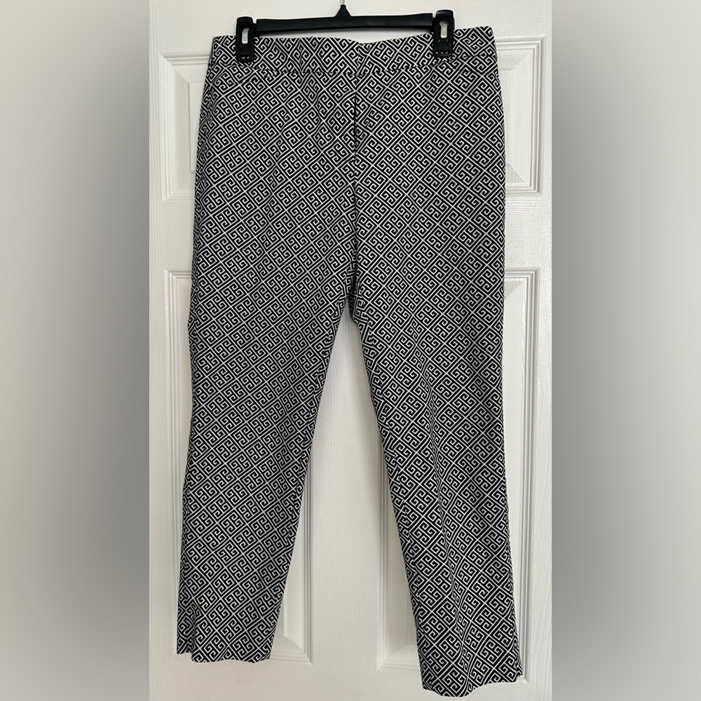White House Black Market Ankle Pant